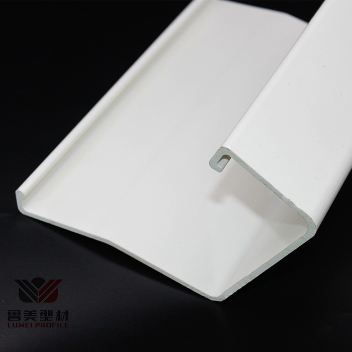 Producción personalizada de perfil de PVC extruido de plástico